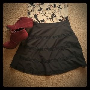 The Limited: sz 0 black skirt